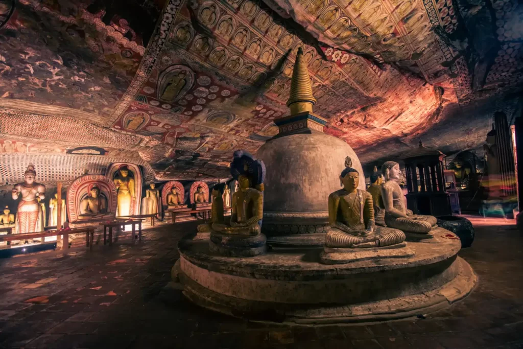 ancient-cave-temple-dambulla-sri-lanka